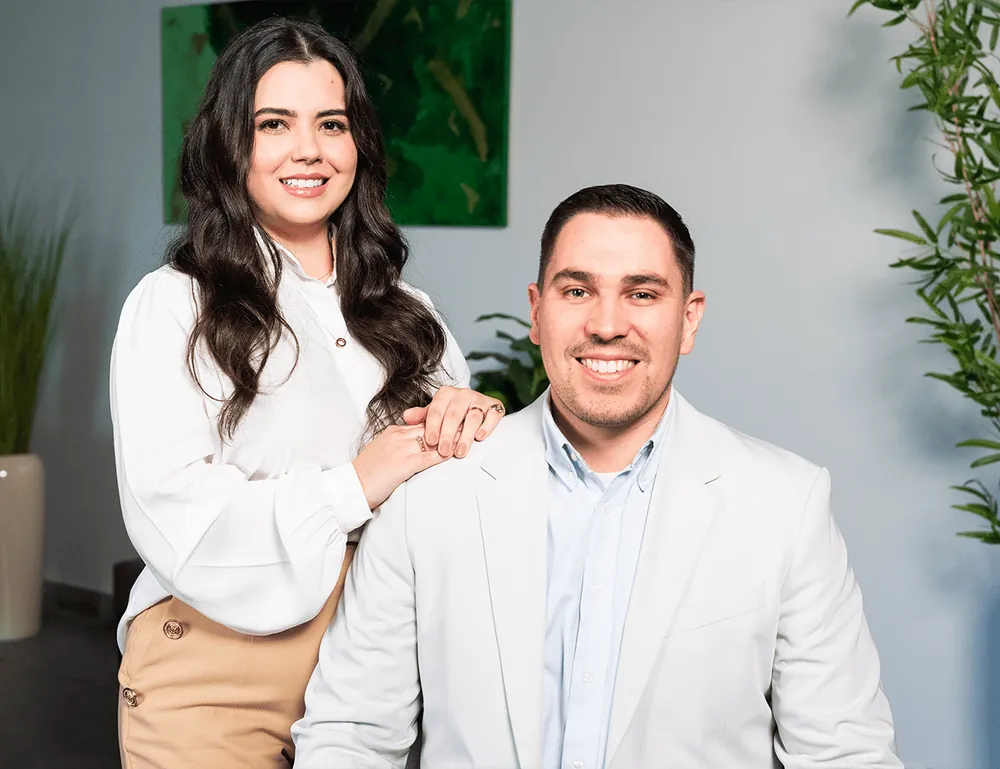 Pastores Fagner Oliveira e Amanda Oliveira